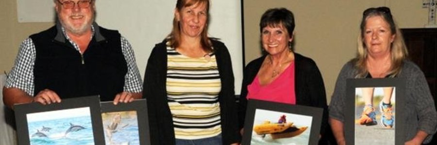 The prize winners from ltr Riaan Jacobs (1st & 2nd), Brigit Hoffmeyer (Judge), Jane Bailey (3rd) and Veronica du Plessis (4th)